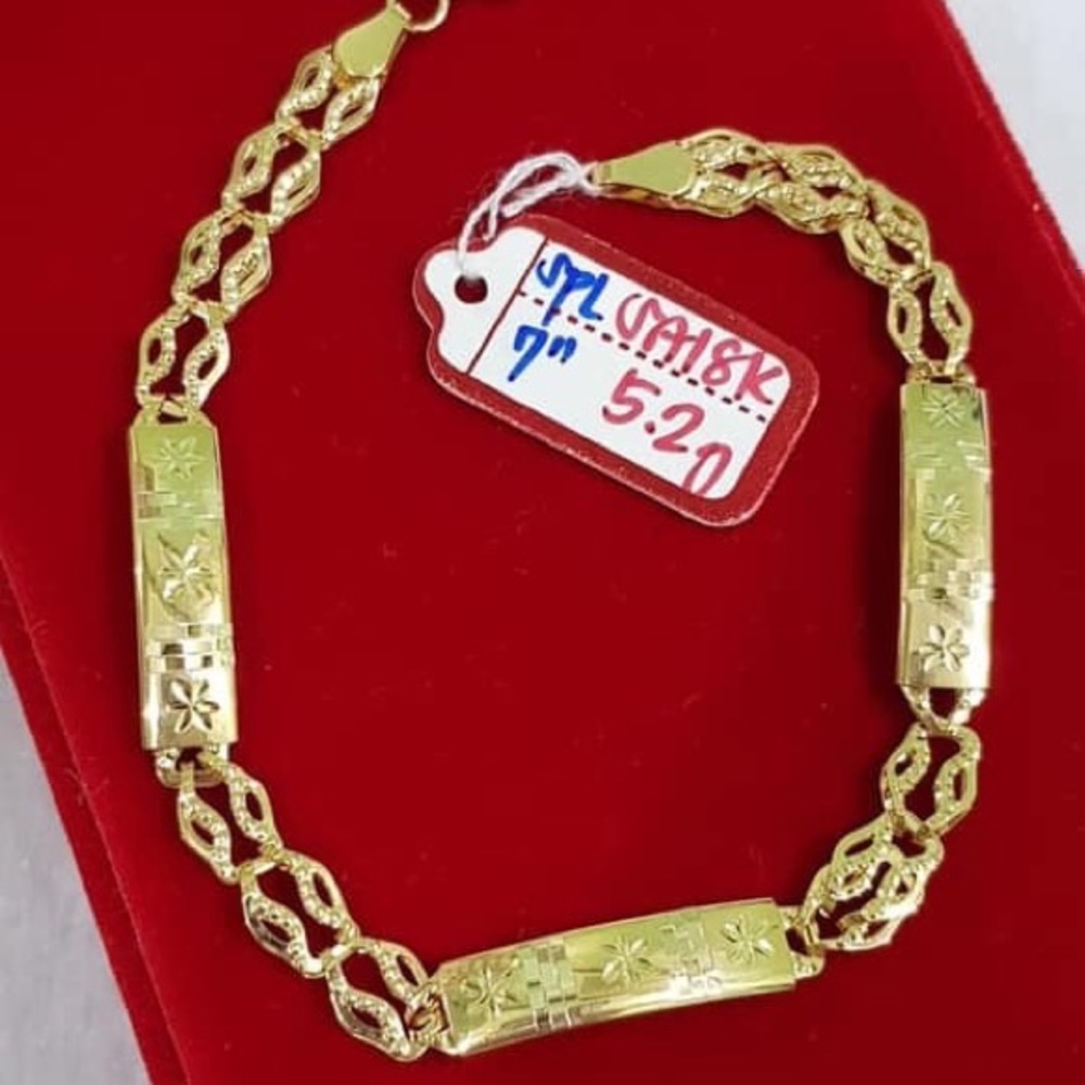 Bracelet